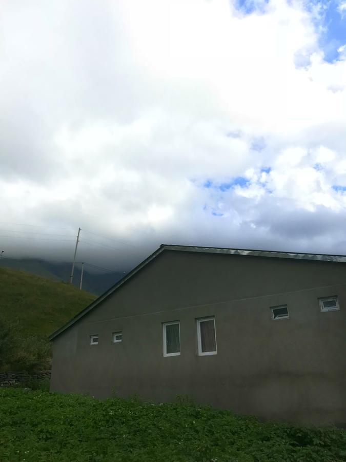 Hotel Riverside Kazbegi Exterior foto